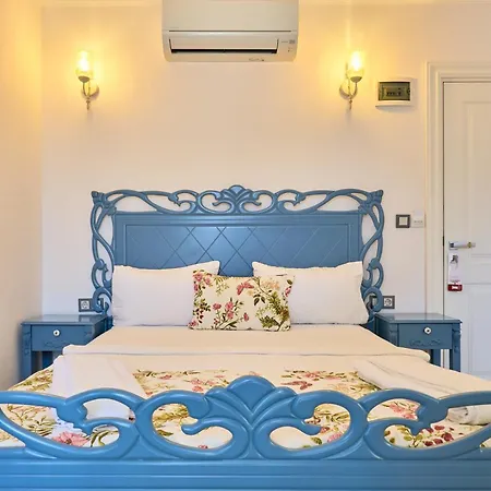 Megaron Homes Cunda Island فندق *