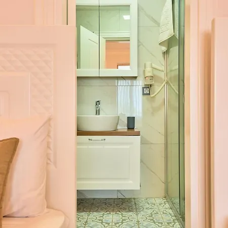 Cunda Pusula By Megaron Homes Hotel
