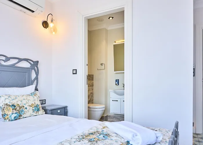 Megaron Homes Cunda Island *